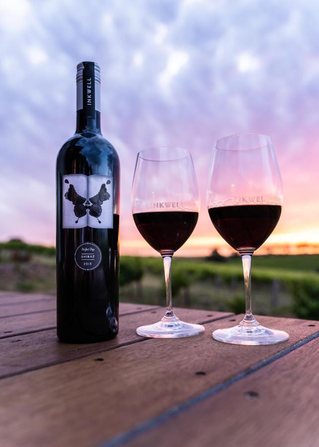 Hotel California Road At Inkwell Wines Mclaren Vale Zewnętrze zdjęcie